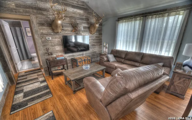 140 Patterson Drive Leakey, TX 78873