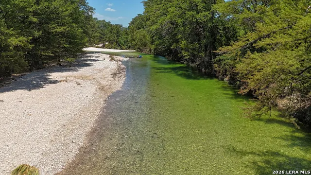 140 Patterson Drive Leakey, TX 78873