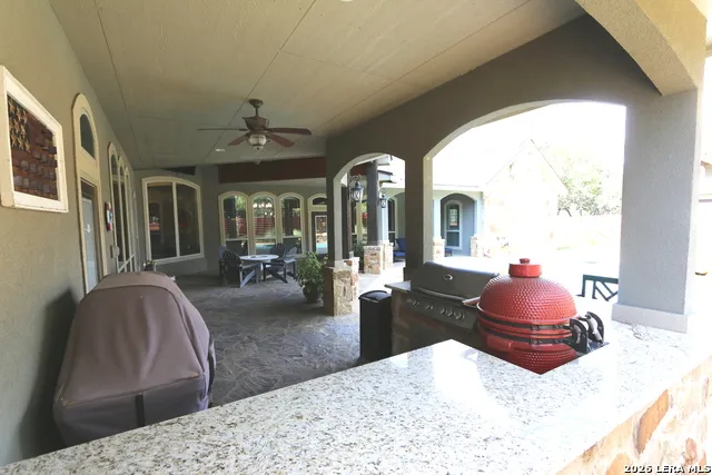 157 Bucks Lane La Vernia, TX 78121