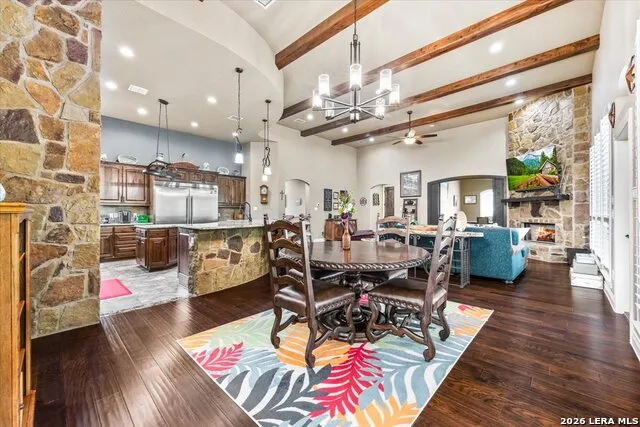 157 Bucks Lane La Vernia, TX 78121