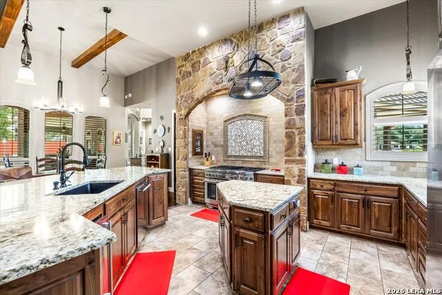 157 Bucks Lane La Vernia, TX 78121