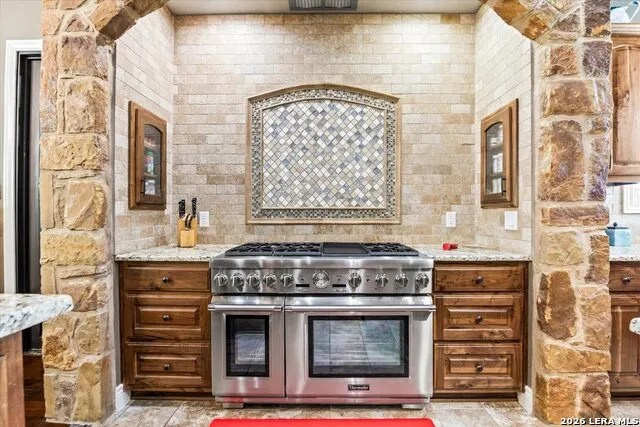 157 Bucks Lane La Vernia, TX 78121