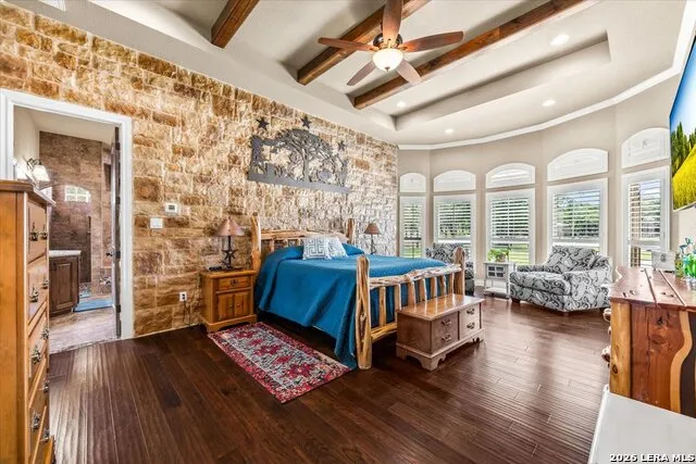 157 Bucks Lane La Vernia, TX 78121