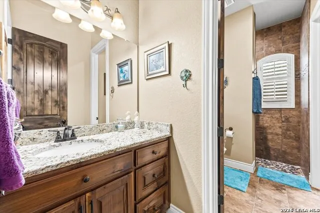 157 Bucks Lane La Vernia, TX 78121