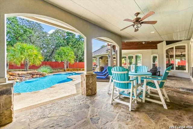 157 Bucks Lane La Vernia, TX 78121