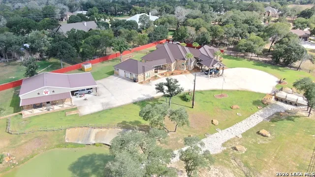 157 Bucks Lane La Vernia, TX 78121