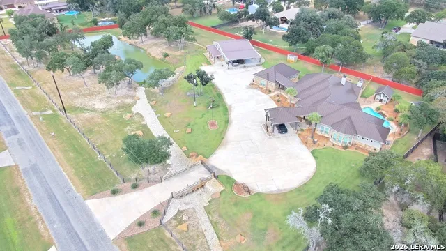 157 Bucks Lane La Vernia, TX 78121