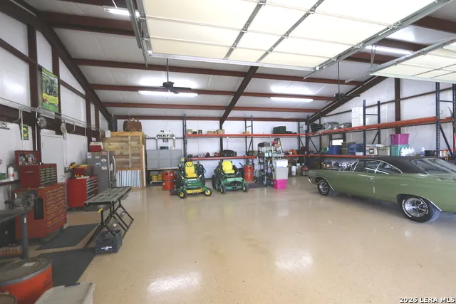 157 Bucks Lane La Vernia, TX 78121