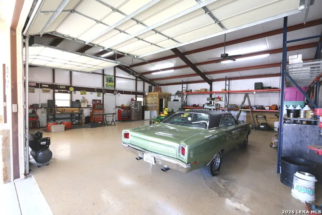 157 Bucks Lane La Vernia, TX 78121