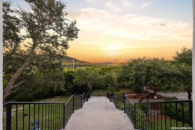 18875 Shadow Canyon Helotes, TX 78023