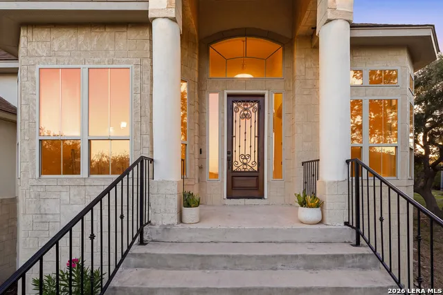 18875 Shadow Canyon Helotes, TX 78023