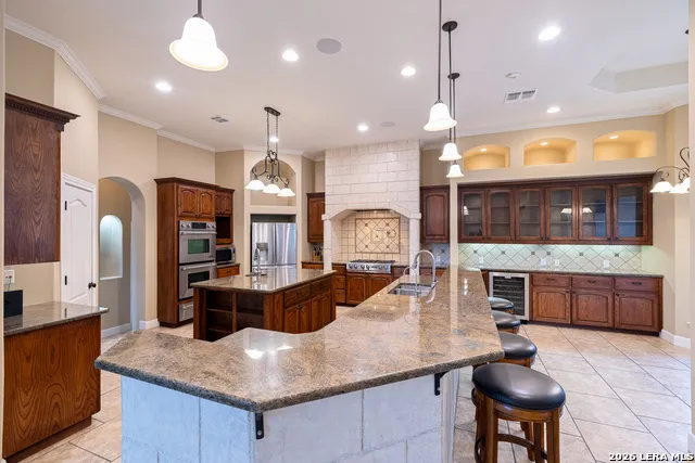 18875 Shadow Canyon Helotes, TX 78023