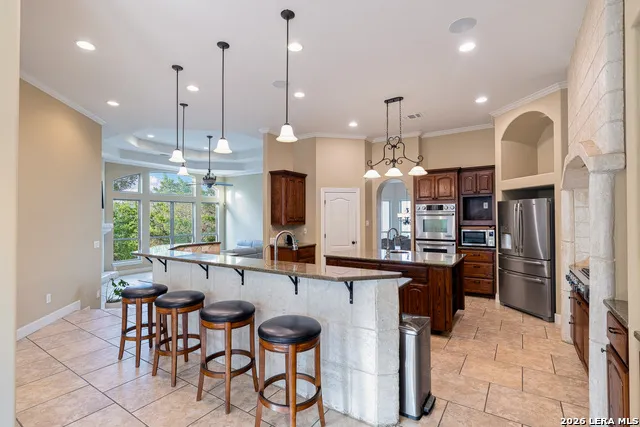 18875 Shadow Canyon Helotes, TX 78023