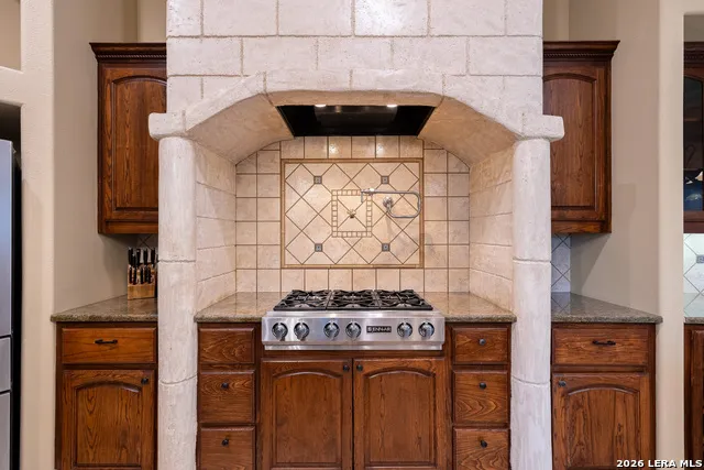 18875 Shadow Canyon Helotes, TX 78023