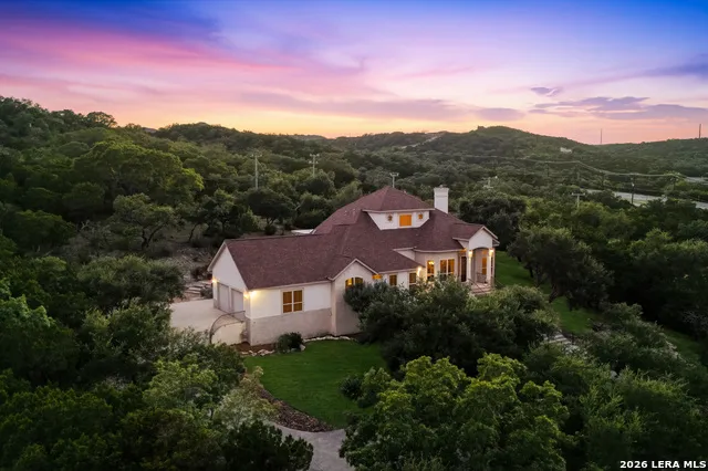 18875 Shadow Canyon Helotes, TX 78023