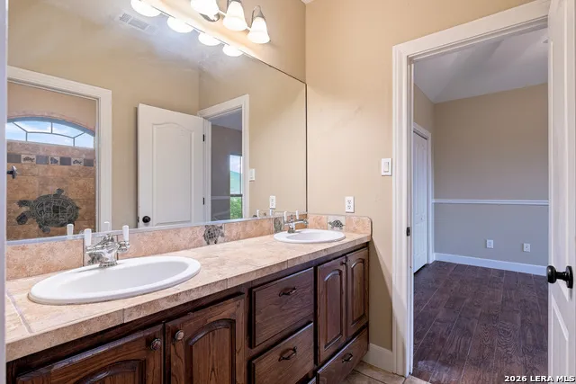 18875 Shadow Canyon Helotes, TX 78023
