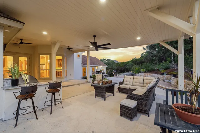 18875 Shadow Canyon Helotes, TX 78023