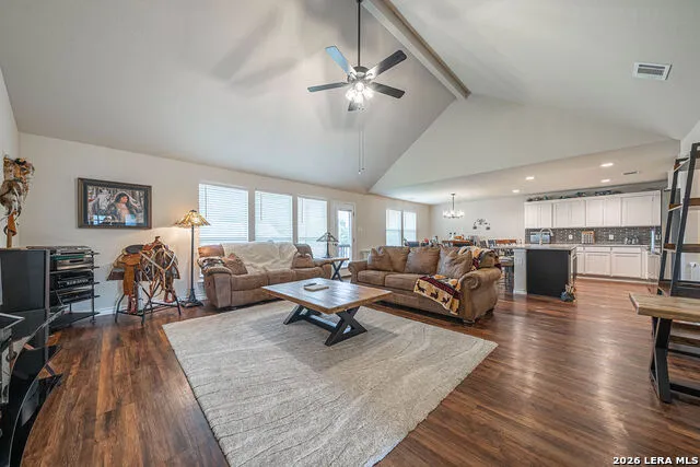 102 Clemente Zapata Blanco, TX 78606