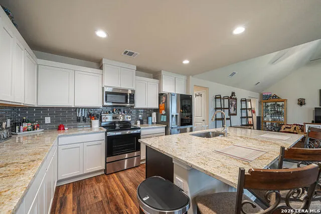 102 Clemente Zapata Blanco, TX 78606
