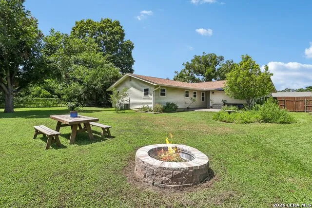713 lake Kerrville, TX 78028