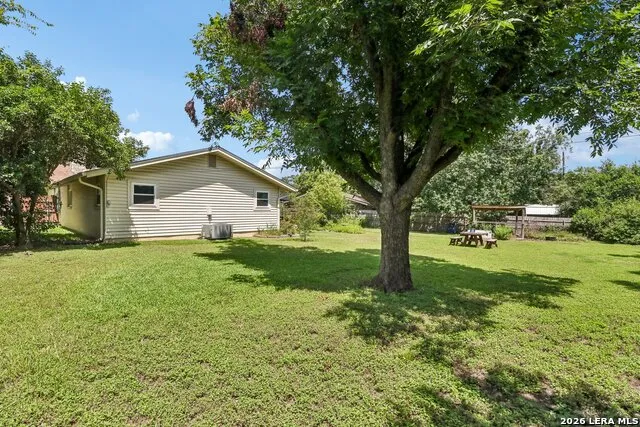 713 lake Kerrville, TX 78028