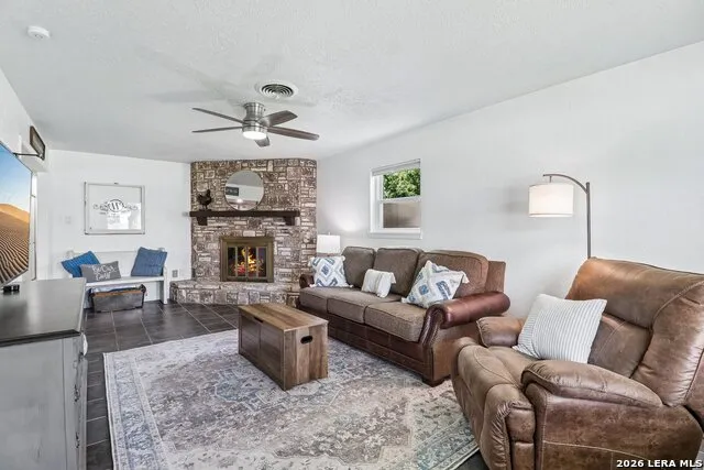 713 lake Kerrville, TX 78028