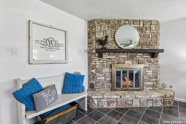 713 lake Kerrville, TX 78028
