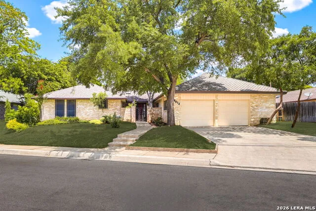 6013 BAYOU BND Windcrest, TX 78239