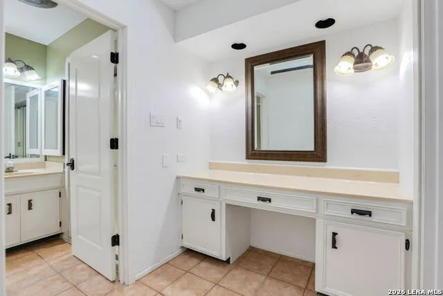 6013 BAYOU BND Windcrest, TX 78239