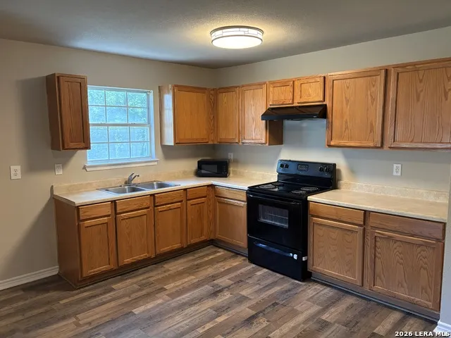 1304 Avenue D Hondo, TX 78861