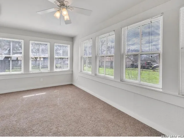 301 Cunningham Marion, TX 78124