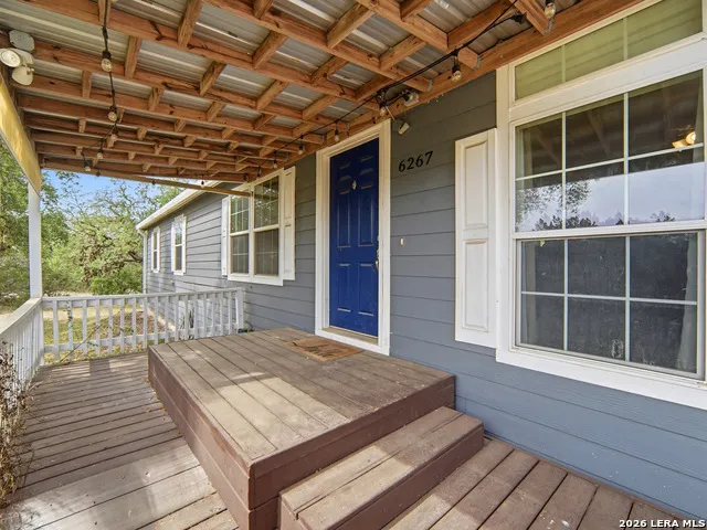 6267 COUNTY ROAD 251 Hondo, TX 78861