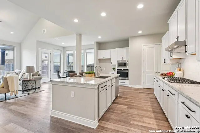 29740 elkhorn Boerne, TX 78015