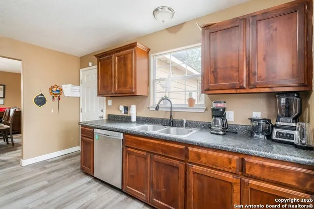 1655 Eichman Rd Poteet, TX 78065