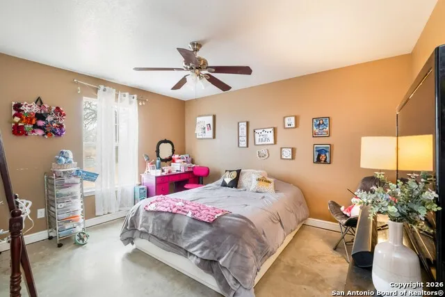 1655 Eichman Rd Poteet, TX 78065