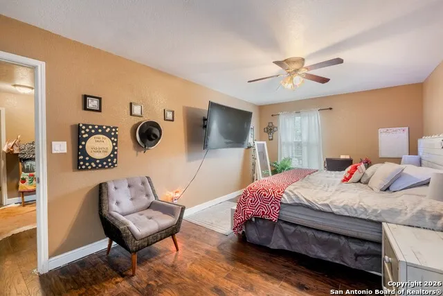 1655 Eichman Rd Poteet, TX 78065