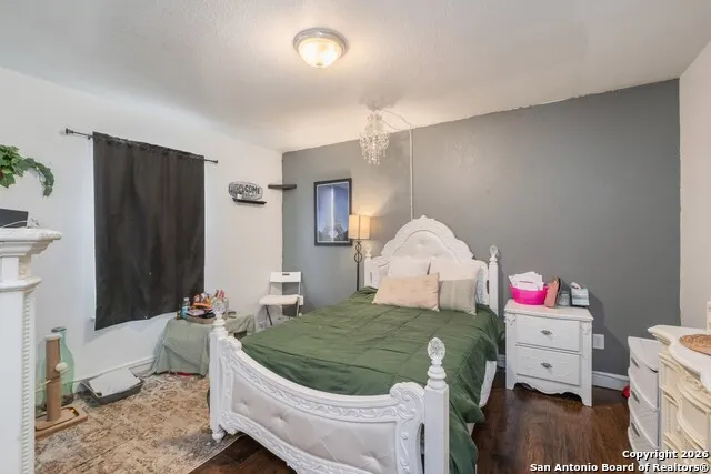 1655 Eichman Rd Poteet, TX 78065