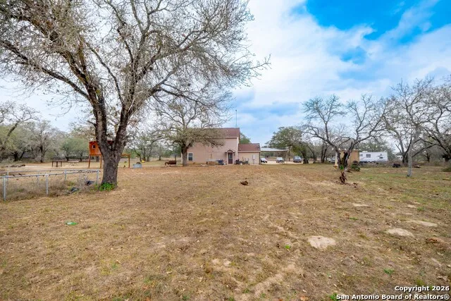 1655 Eichman Rd Poteet, TX 78065