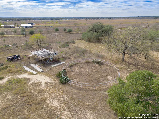 1655 Eichman Rd Poteet, TX 78065