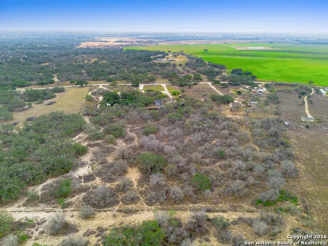 1655 Eichman Rd Poteet, TX 78065