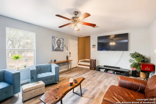 1655 Eichman Rd Poteet, TX 78065