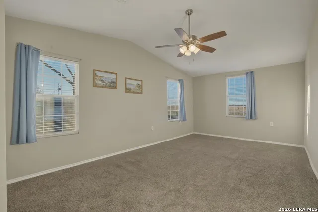 7924 County Road 128 Floresville, TX 78114