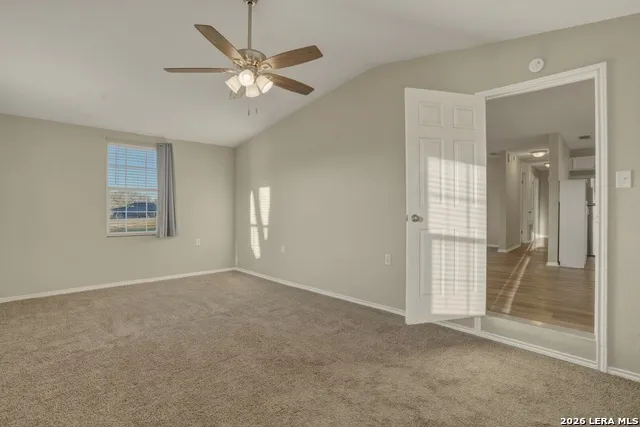 7924 County Road 128 Floresville, TX 78114