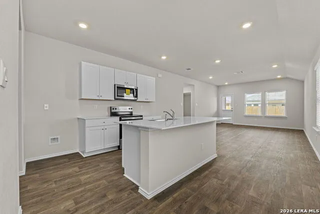 1530 Champagne Oak New Braunfels, TX 78130
