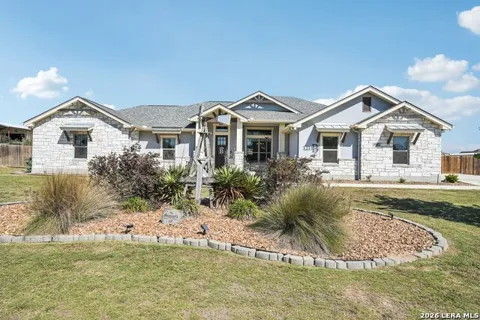 121 WESTFIELD LNDG