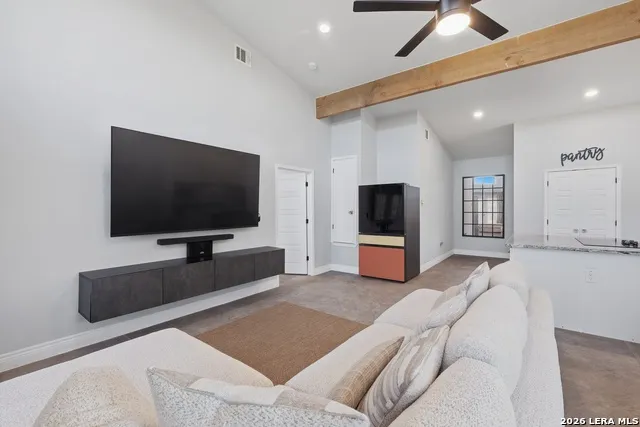 677 stagecoach Spring Branch, TX 78070