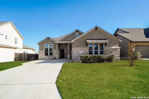 848 GRAY CLOUD DR