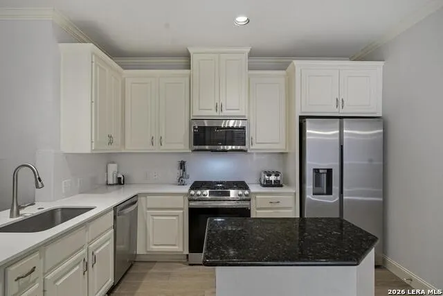 145 Elizabeth Alamo Heights, TX 78209
