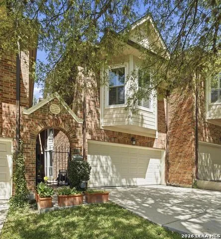 145 Elizabeth Alamo Heights, TX 78209