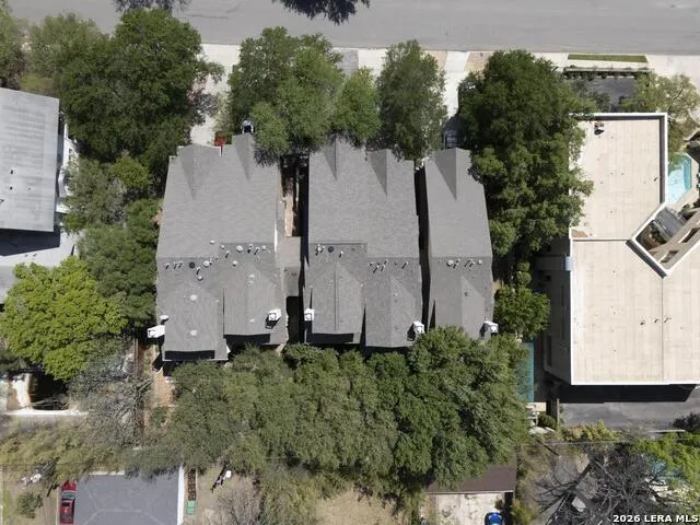 145 Elizabeth Alamo Heights, TX 78209